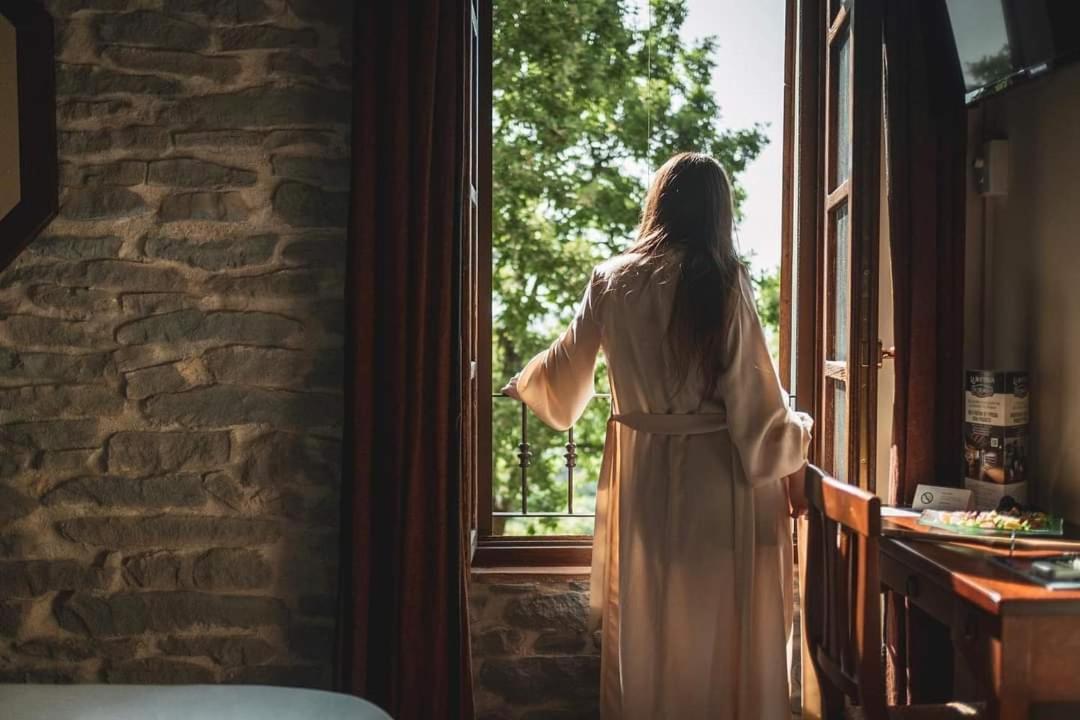 La Locanda Del Borgo Torrechiara Buitenkant foto