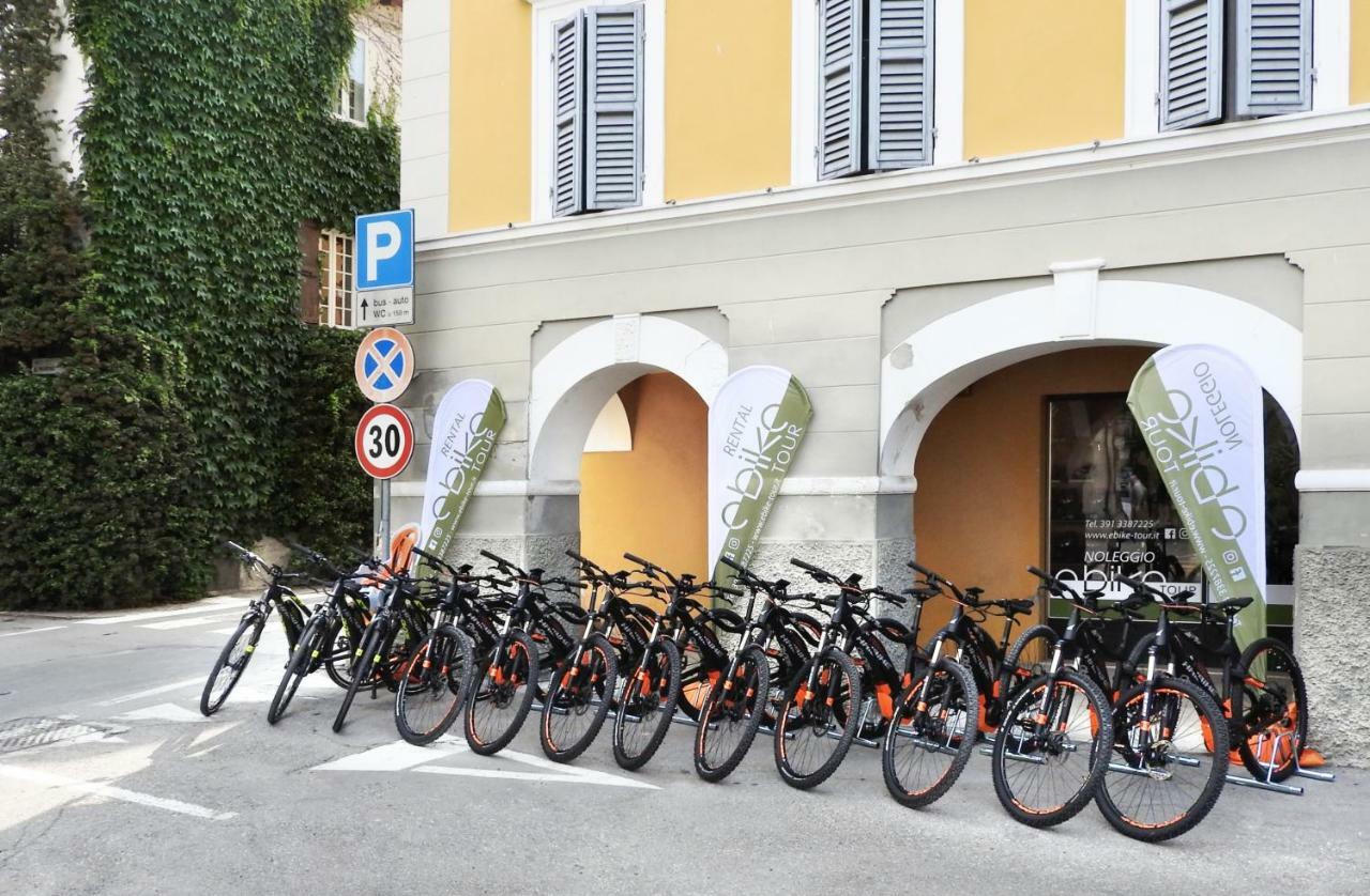 La Locanda Del Borgo Torrechiara Buitenkant foto