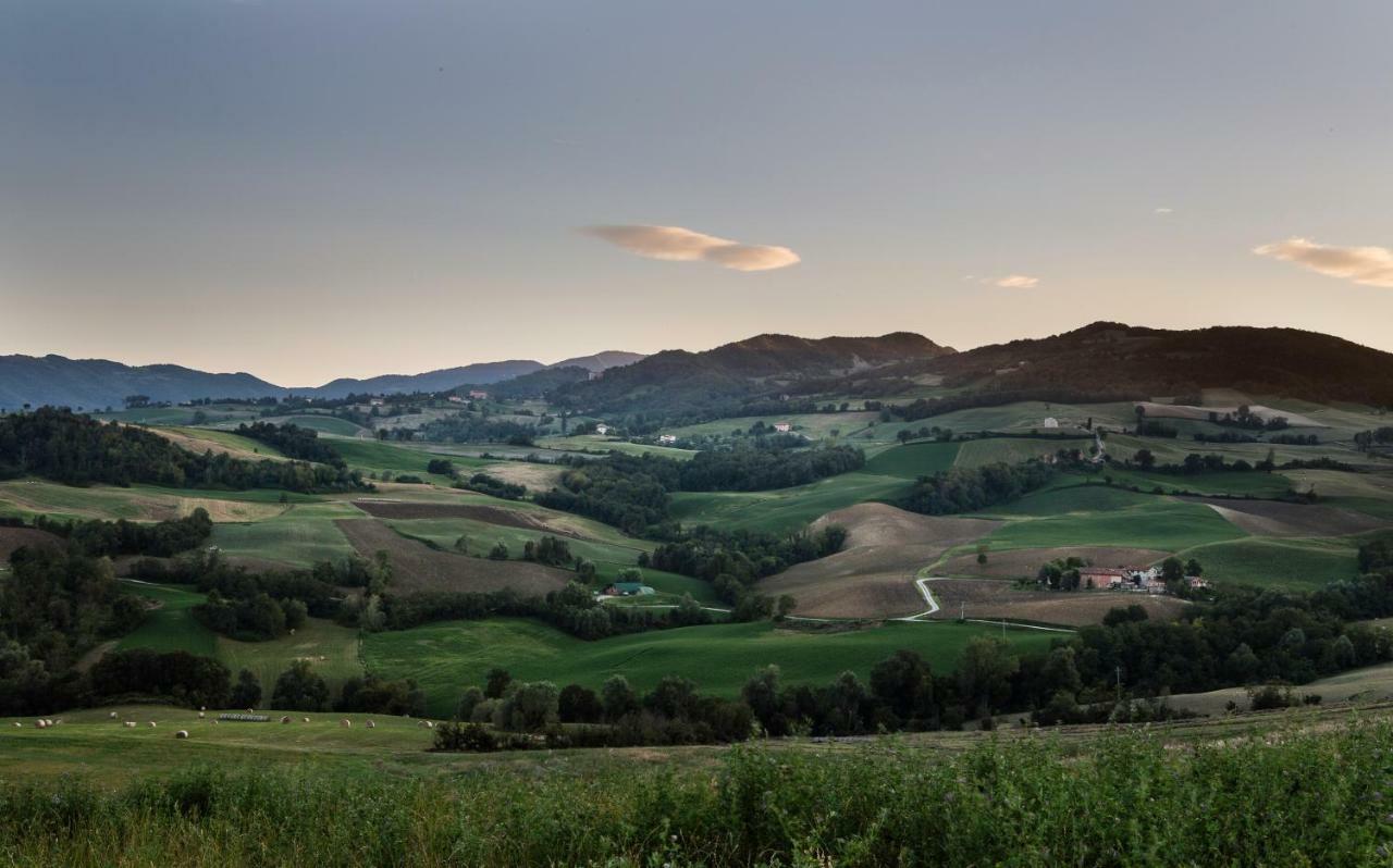 La Locanda Del Borgo Torrechiara Buitenkant foto